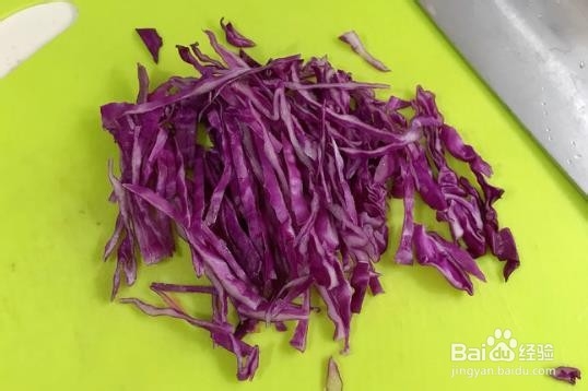 馒头蔬菜什锦沙拉的做法