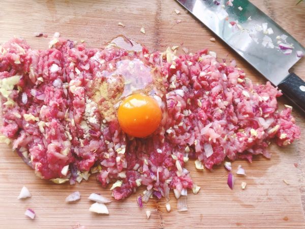 15道低卡牛肉汉堡