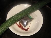 家庭凉拌黄瓜的详细作法