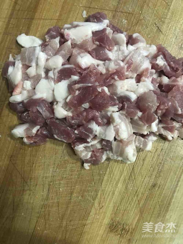 飘香肉焖饭的做法