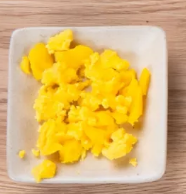 10个月宝宝辅食---菠菜蛋黄面
