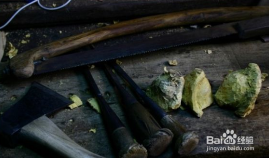 木雕莲蓬子是如何放进去