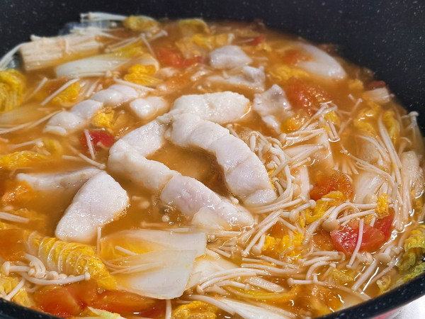 蘑古力番茄巴沙鱼