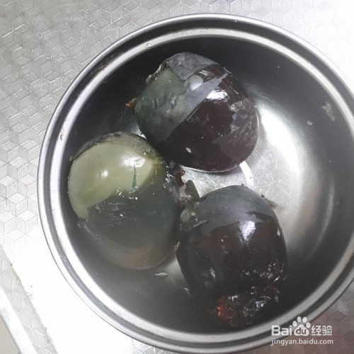 凉拌皮蛋的做法