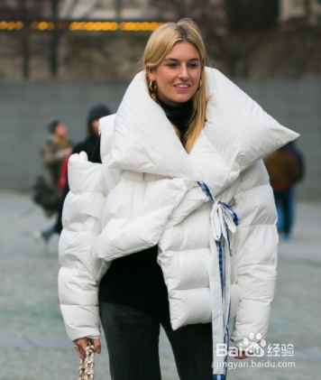 羽绒服怎样甩干不爆炸