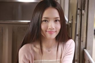 微信/GaGa聊天找什么话题，社交软件约美女聊天
