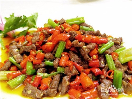 如何炒菜才能保持蔬菜原来的色泽和味道