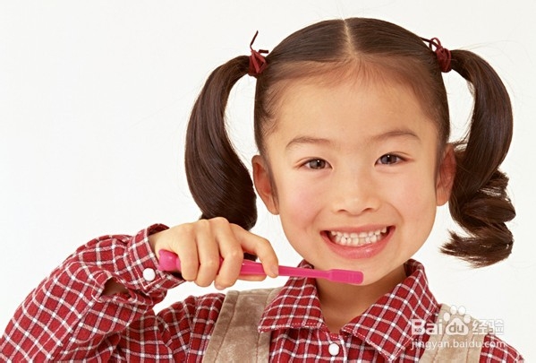 怎样教宝宝刷牙