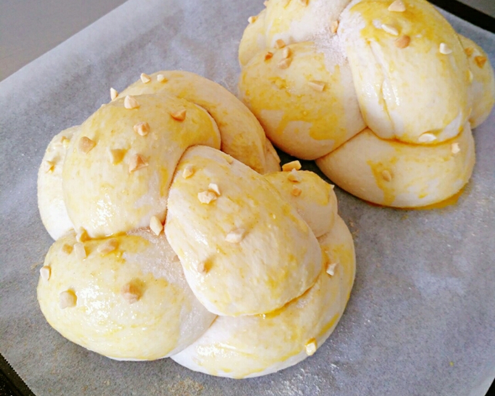 农庄豆渣花环面包的做法，妈妈们学会了吗？