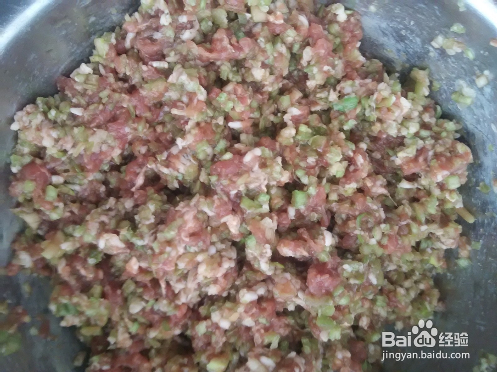 饺子；牛肉芹菜；饺子制作