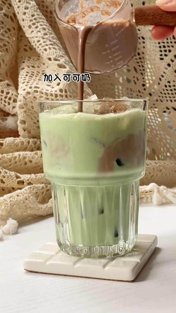 抹茶可可冰拿铁