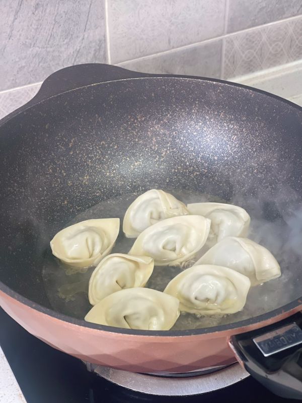 小白菜香菇馄饨