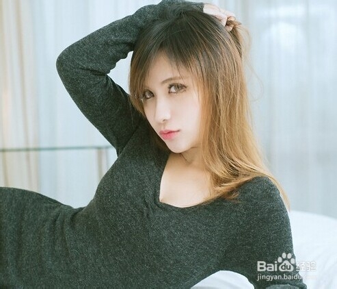 嘴角两边长痘应该怎么办