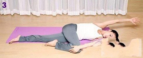 丰胸瑜伽动作打造迷人“峰”景