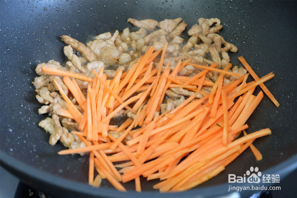 馓子炒绿豆芽的做法