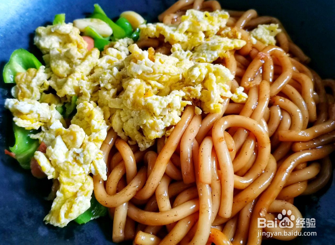 青椒火腿土豆粉的做法