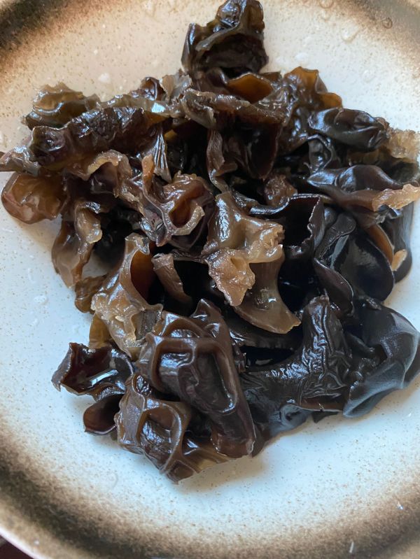 娃娃菜木耳炒肉