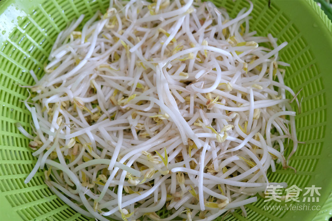 馓子炒绿豆芽