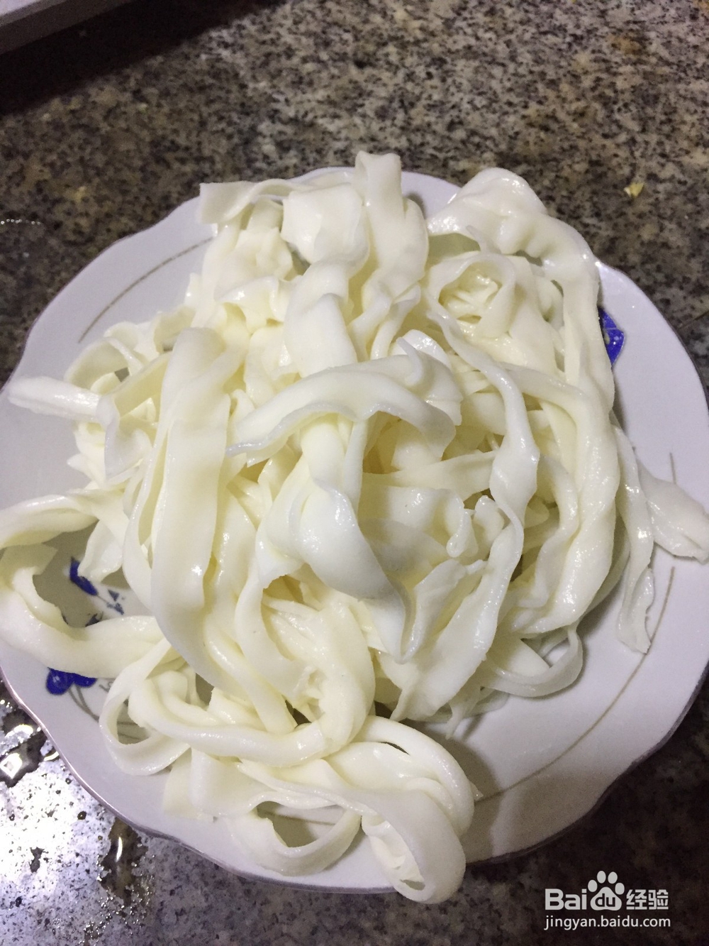 怎样炒香蒜鸡蛋粉好吃