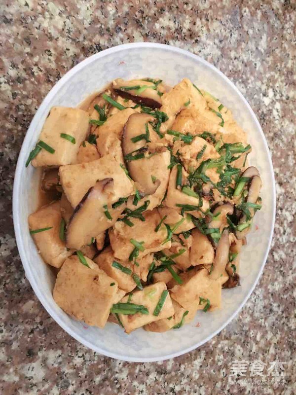豆腐焖香菇--西施豆腐