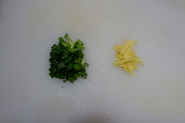 小黄花鱼豆腐汤