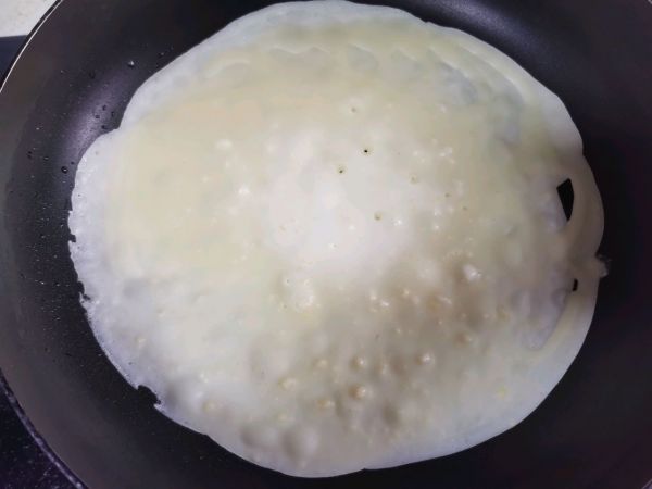 蒜蓉蔬菜卷煎饼