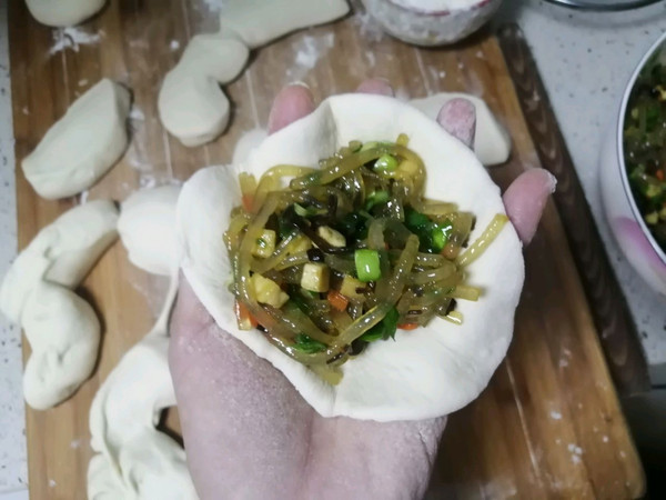 韭菜豆腐粉条包子