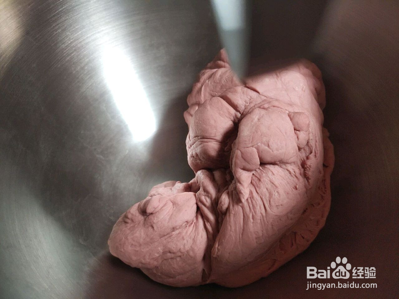 红红火火豆沙面包的做法