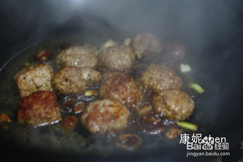 红烧狮子头的做法