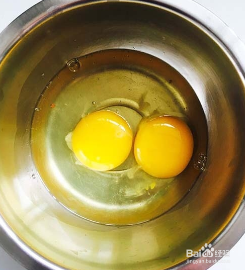 <b>五花肉鸡蛋土豆疙瘩汤的做法</b>
