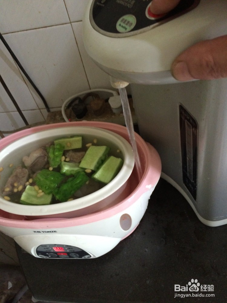 苦瓜黄豆排骨汤怎么煲