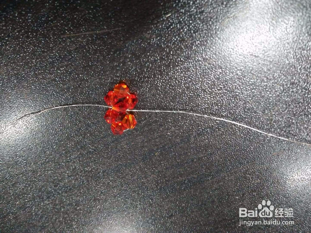 漂亮的手工耳环