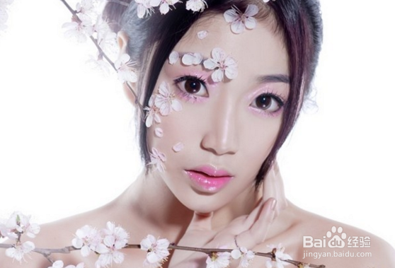 美容养颜如何选择，每天一杯桃花水