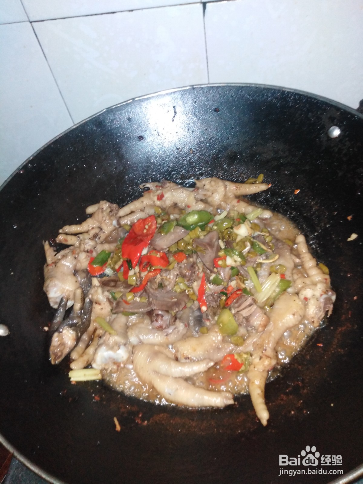 鸡爪如何做才好吃？