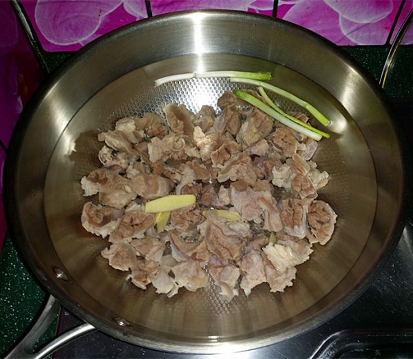 牛肉胡萝卜粉丝汤