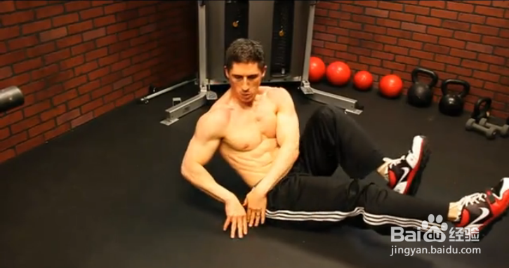 如何练就6块腹肌?