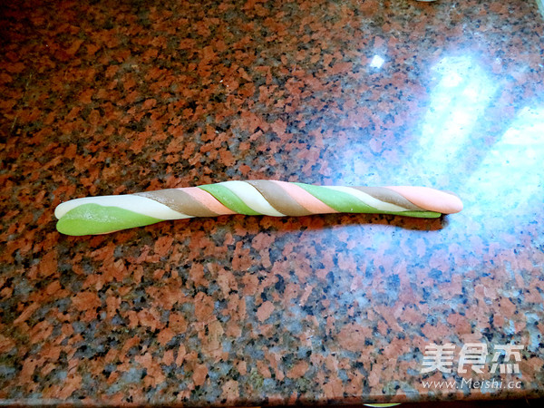 多彩鲜肉饺的做法