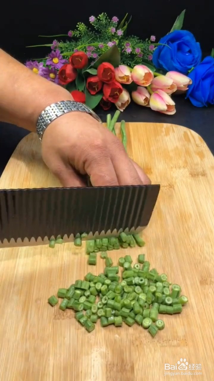 超级无敌下饭好吃的豆角炒肉末要怎样做