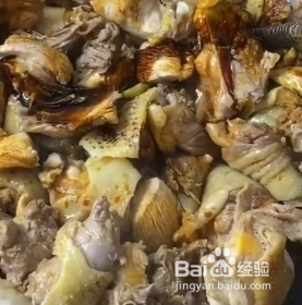 如何做土豆炖鸡块呢