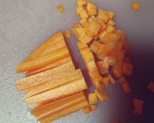 食补佳品洋葱圈鸡蛋饼的做法