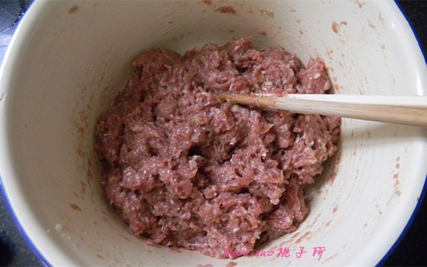 牛肉馅烫面蒸饺