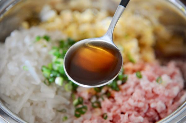 酸菜猪肉粉条馅饼