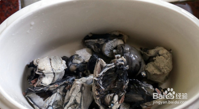 冬虫夏草滋补乌鸡汤的做法