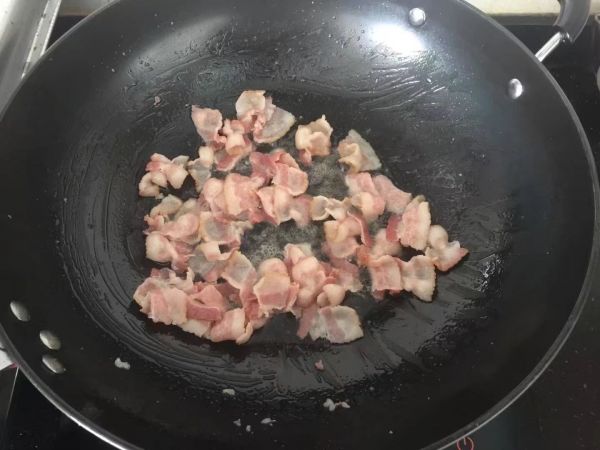 黑胡椒培根虾仁披萨