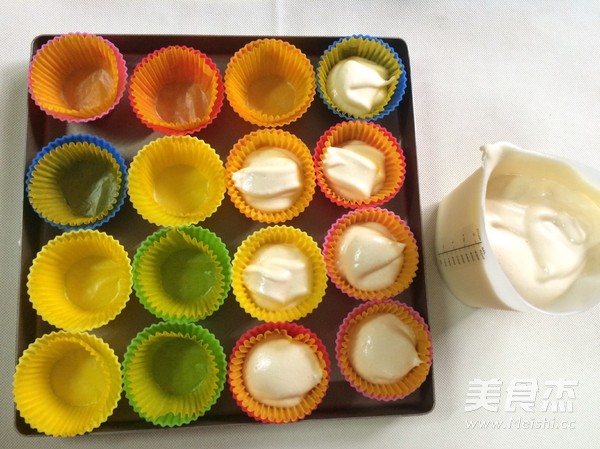 不回缩的戚风杯子蛋糕