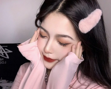 女生发mua应该回什么
