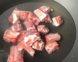 秘制红烧排骨的做法