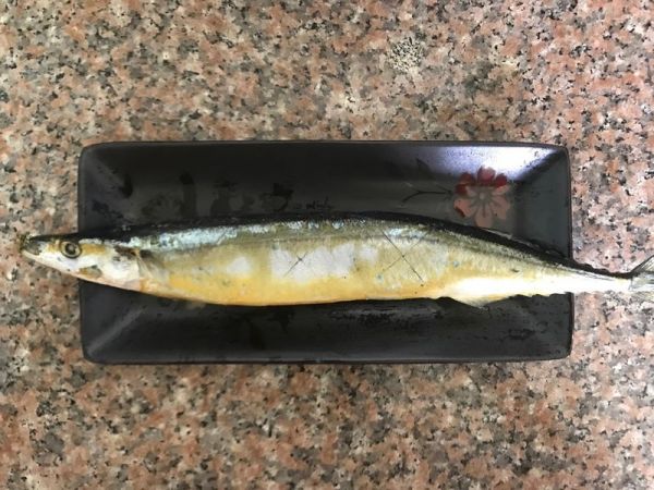 野山椒末蒸秋刀鱼