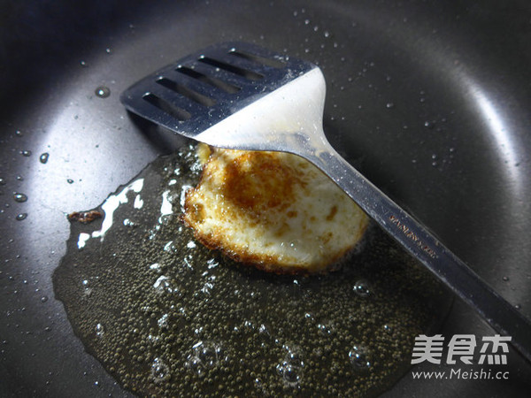鸡蛋牛排三明治