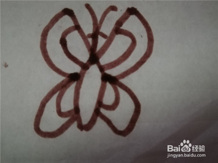 怎么样用简笔画画出蝴蝶